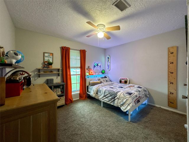 2909 Laurelridge Drive, League City, TX 77573