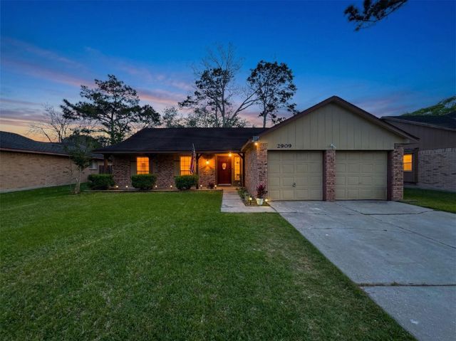 2909 Laurelridge Drive, League City, TX 77573