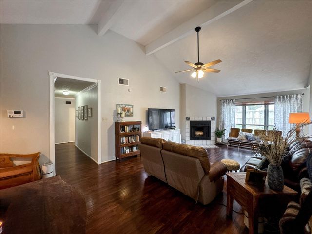 2909 Laurelridge Drive, League City, TX 77573