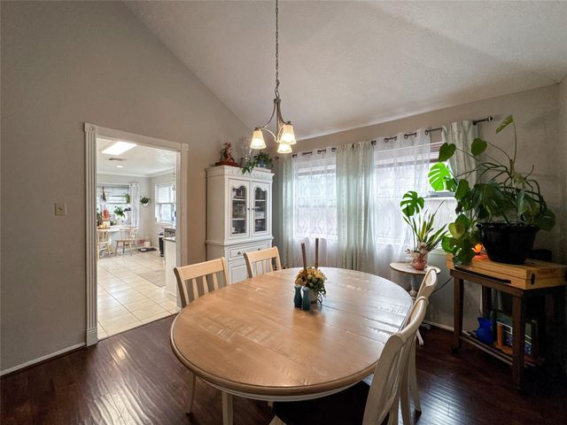 2909 Laurelridge Drive, League City, TX 77573