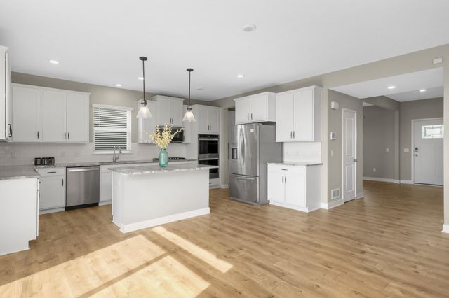 6180 Martin Avenue NE, Albertville, MN 55301