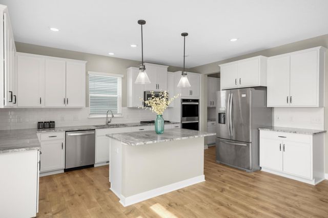 6180 Martin Avenue NE, Albertville, MN 55301