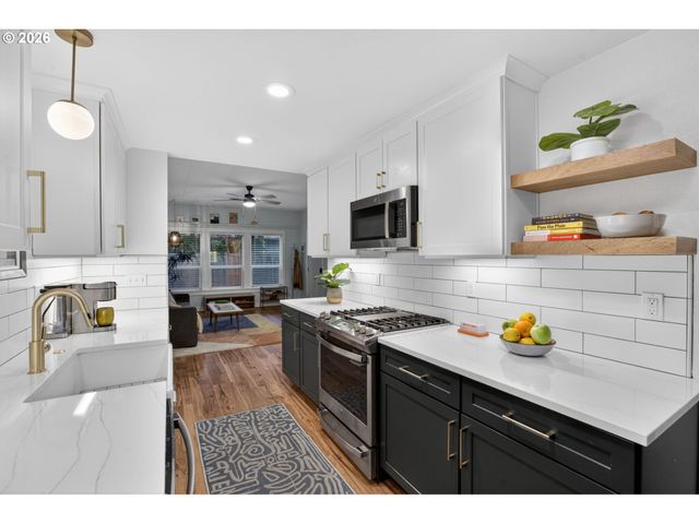 8756 Se 67TH Ave, Portland, OR 97206