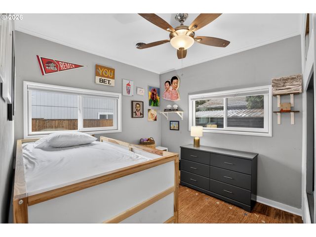 8756 Se 67TH Ave, Portland, OR 97206