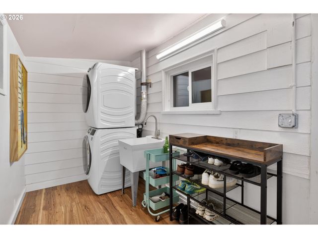 8756 Se 67TH Ave, Portland, OR 97206