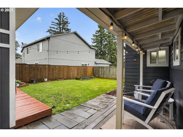 8756 Se 67TH Ave, Portland, OR 97206