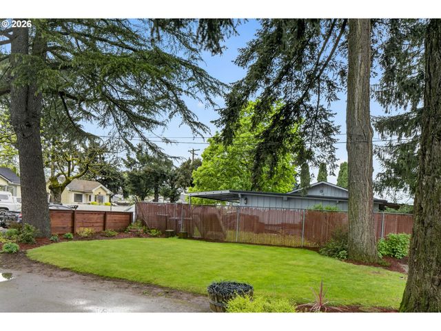 8756 Se 67TH Ave, Portland, OR 97206