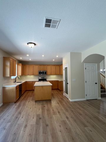 10385 Nations Cir, Stockton, CA 95209