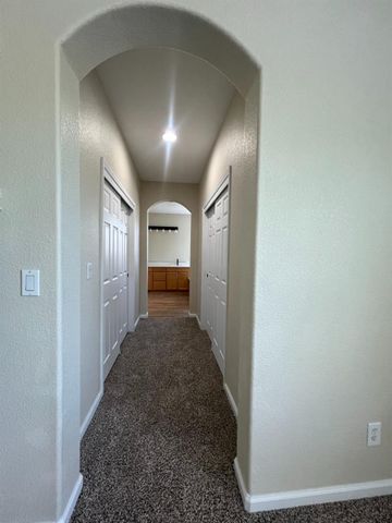 10385 Nations Cir, Stockton, CA 95209