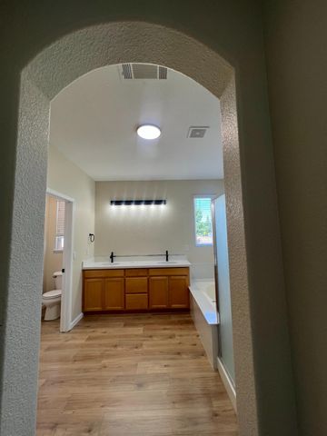 10385 Nations Cir, Stockton, CA 95209