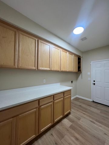 10385 Nations Cir, Stockton, CA 95209