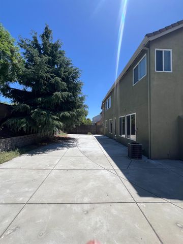 10385 Nations Cir, Stockton, CA 95209