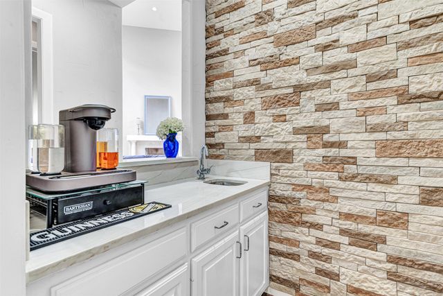 5113 FOREST GROVE Lane, Plano, TX 75093