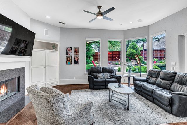 5113 FOREST GROVE Lane, Plano, TX 75093