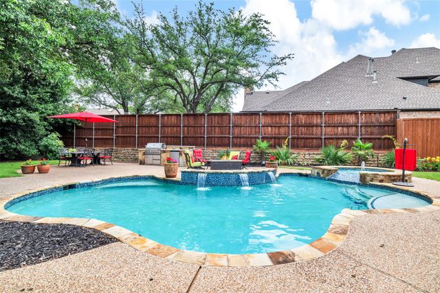 5113 FOREST GROVE Lane, Plano, TX 75093