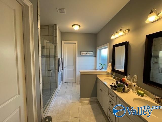 101 Willow Lake Circle, Huntsville, AL 35824