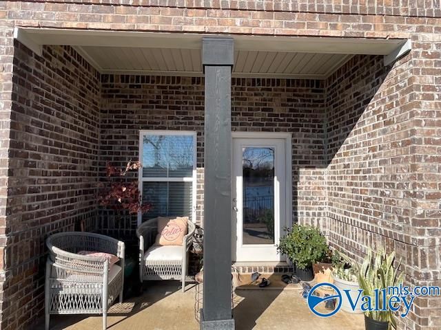 101 Willow Lake Circle, Huntsville, AL 35824