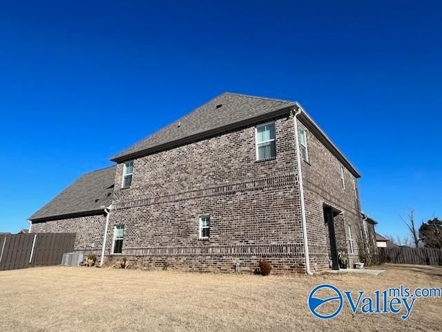 101 Willow Lake Circle, Huntsville, AL 35824