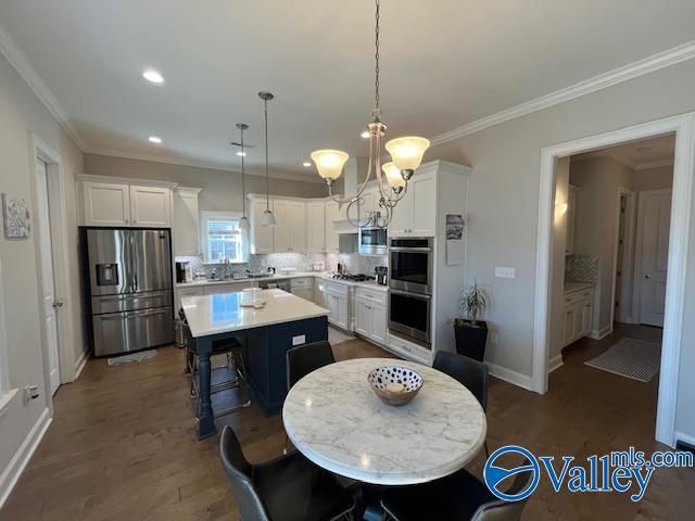 101 Willow Lake Circle, Huntsville, AL 35824