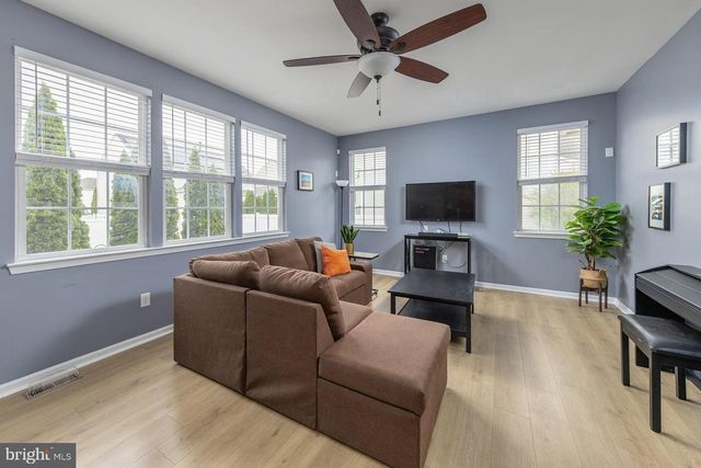 141 WINDSOR WAY, Mount Royal, NJ 08061