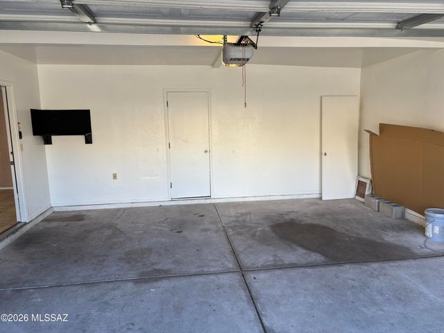 1634 E Calle Grandiosa, Tucson, AZ 85706