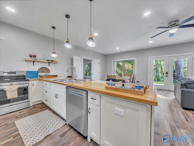 334 Camp Ney A Ti Road, Guntersville, AL 35976