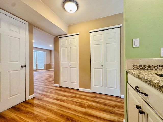 26 CHRISTOPHER MILLS DR, Mount Laurel, NJ 08054