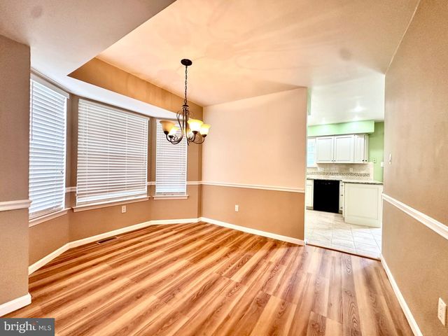 26 CHRISTOPHER MILLS DR, Mount Laurel, NJ 08054
