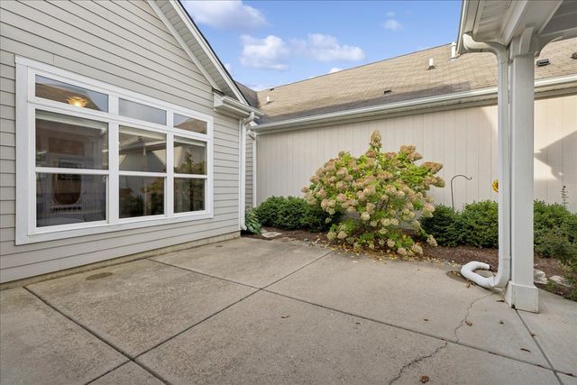 603 Handel Lane, Woodstock, IL 60098