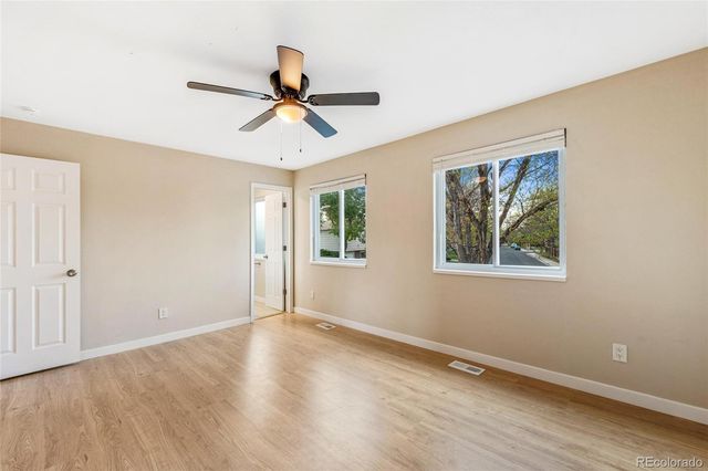 1541 S Fairplay Way, Aurora, CO 80012