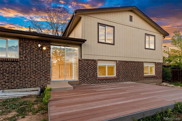 1541 S Fairplay Way, Aurora, CO 80012