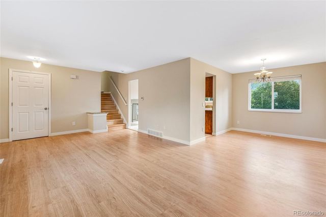 1541 S Fairplay Way, Aurora, CO 80012