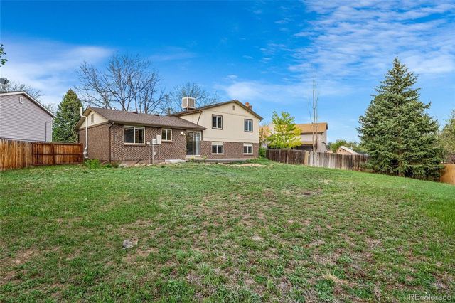 1541 S Fairplay Way, Aurora, CO 80012