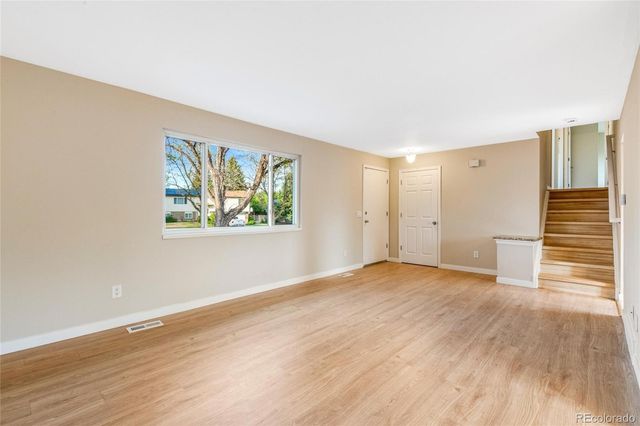 1541 S Fairplay Way, Aurora, CO 80012