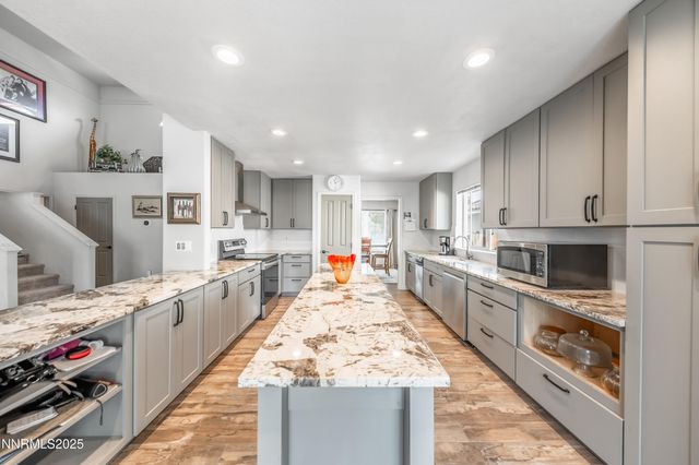 236 La Costa Avenue, Dayton, NV 89403