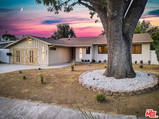 5853 Keokuk Avenue, Woodland Hills (los Angeles), CA 91367