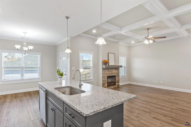 1101 Adirondac Way, Bonaire, GA 31005