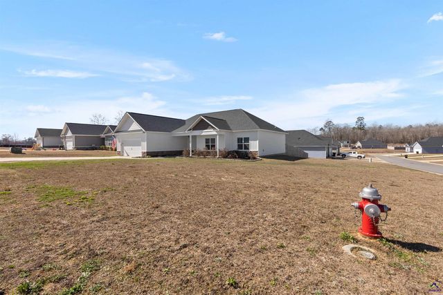 1101 Adirondac Way, Bonaire, GA 31005