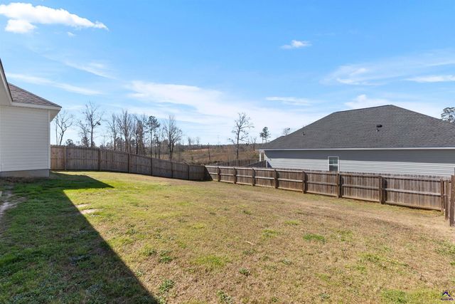 1101 Adirondac Way, Bonaire, GA 31005