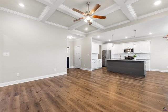 1101 Adirondac Way, Bonaire, GA 31005