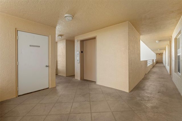 4460 FAIRWAYS BOULEVARD 308, Bradenton, FL 34209