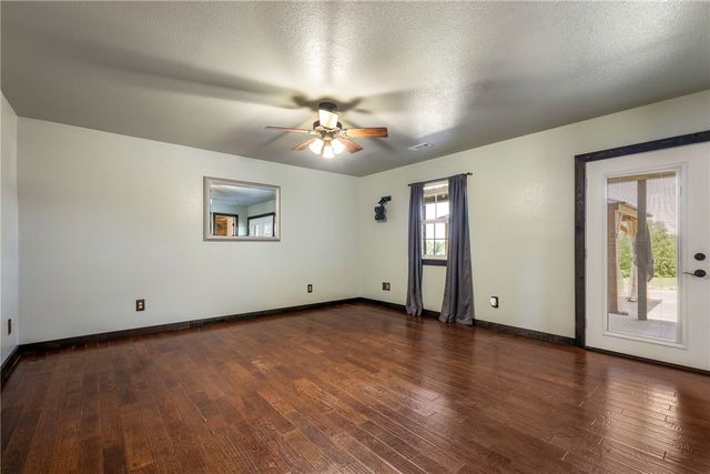 17874 Railroad Cut Road, Rogers, AR 72756