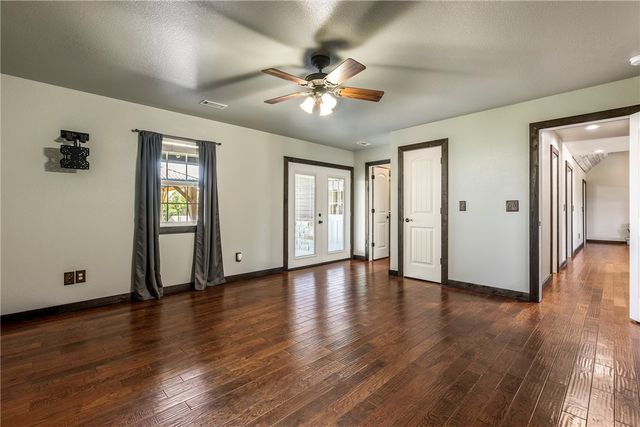 17874 Railroad Cut Road, Rogers, AR 72756