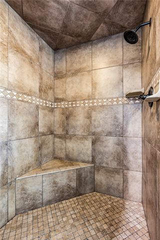 17874 Railroad Cut Road, Rogers, AR 72756