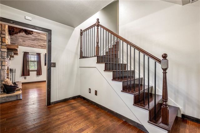 17874 Railroad Cut Road, Rogers, AR 72756