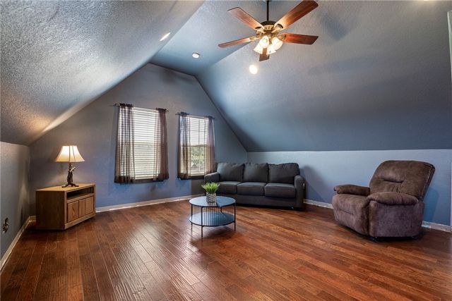 17874 Railroad Cut Road, Rogers, AR 72756
