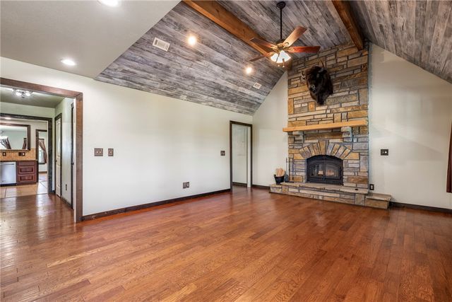 17874 Railroad Cut Road, Rogers, AR 72756