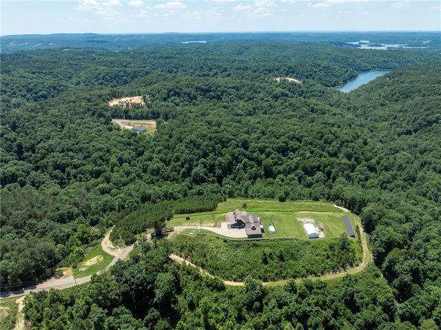 17874 Railroad Cut Road, Rogers, AR 72756