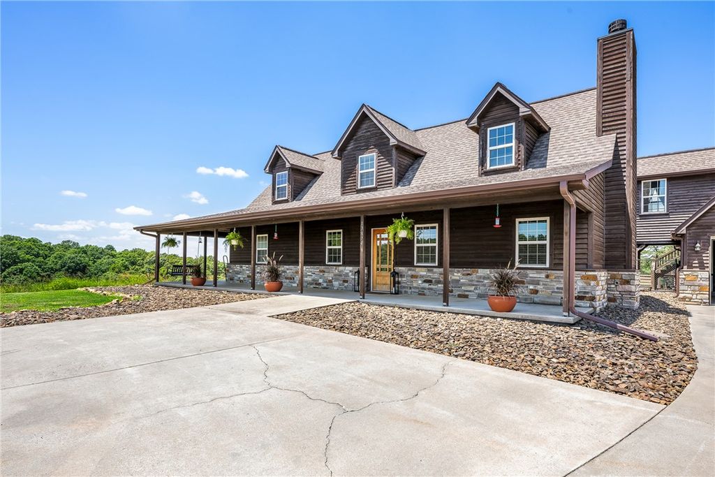 17874 Railroad Cut Road, Rogers, AR 72756
