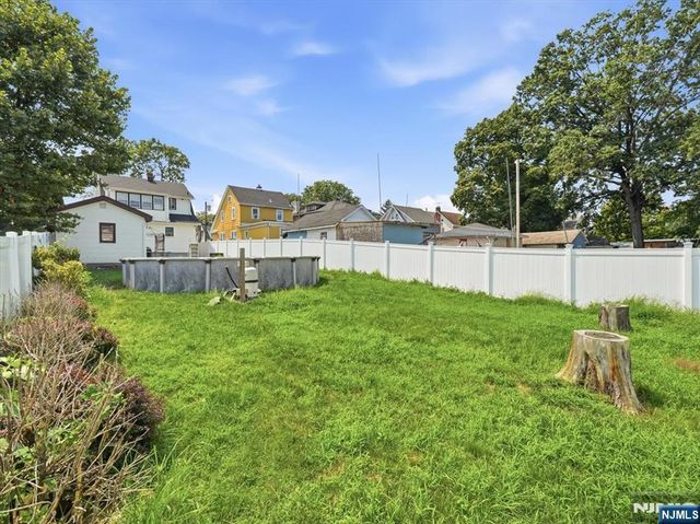 66 Ross Avenue, Hackensack, NJ 07601